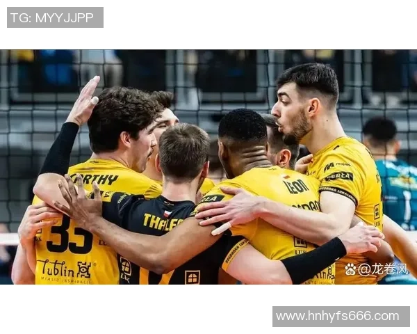 足球球星身高差异大揭秘 一起来看看他们的身高和比赛表现之间的关系