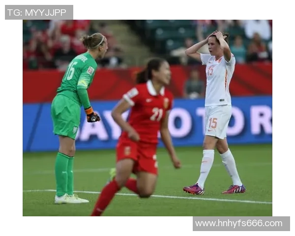 身材矮小却才华横溢的女足明星球员如何用技术征服赛场